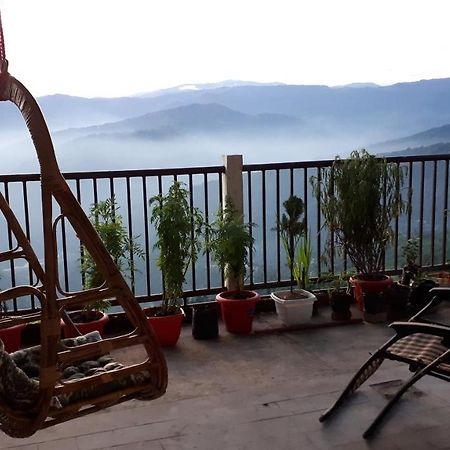 The River View Homestay Kurseong Екстериор снимка