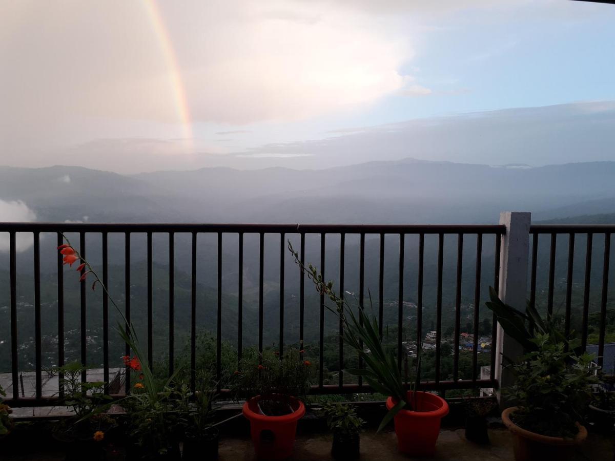 The River View Homestay Kurseong Екстериор снимка